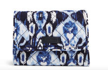 Load image into Gallery viewer, IKAT ISLAND RFID RILEY COMPACT WALLET
