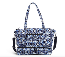 Load image into Gallery viewer, IKAT ISLAND DELUXE TRAVEL TOTE
