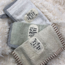 Load image into Gallery viewer, I LOVE YOU WASH CLOTH SET
